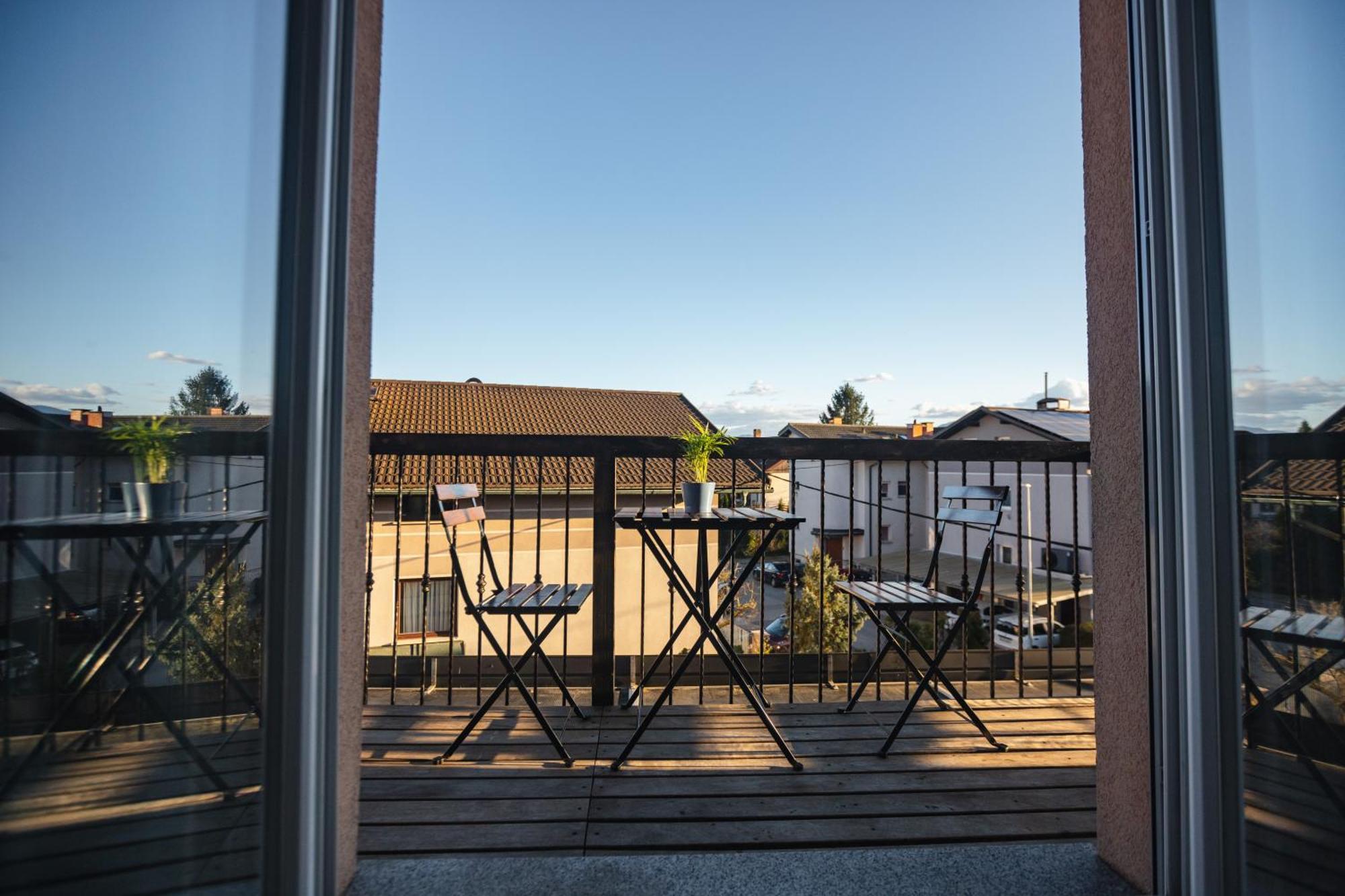Vila Klara Apartments Ljubljana Exterior foto