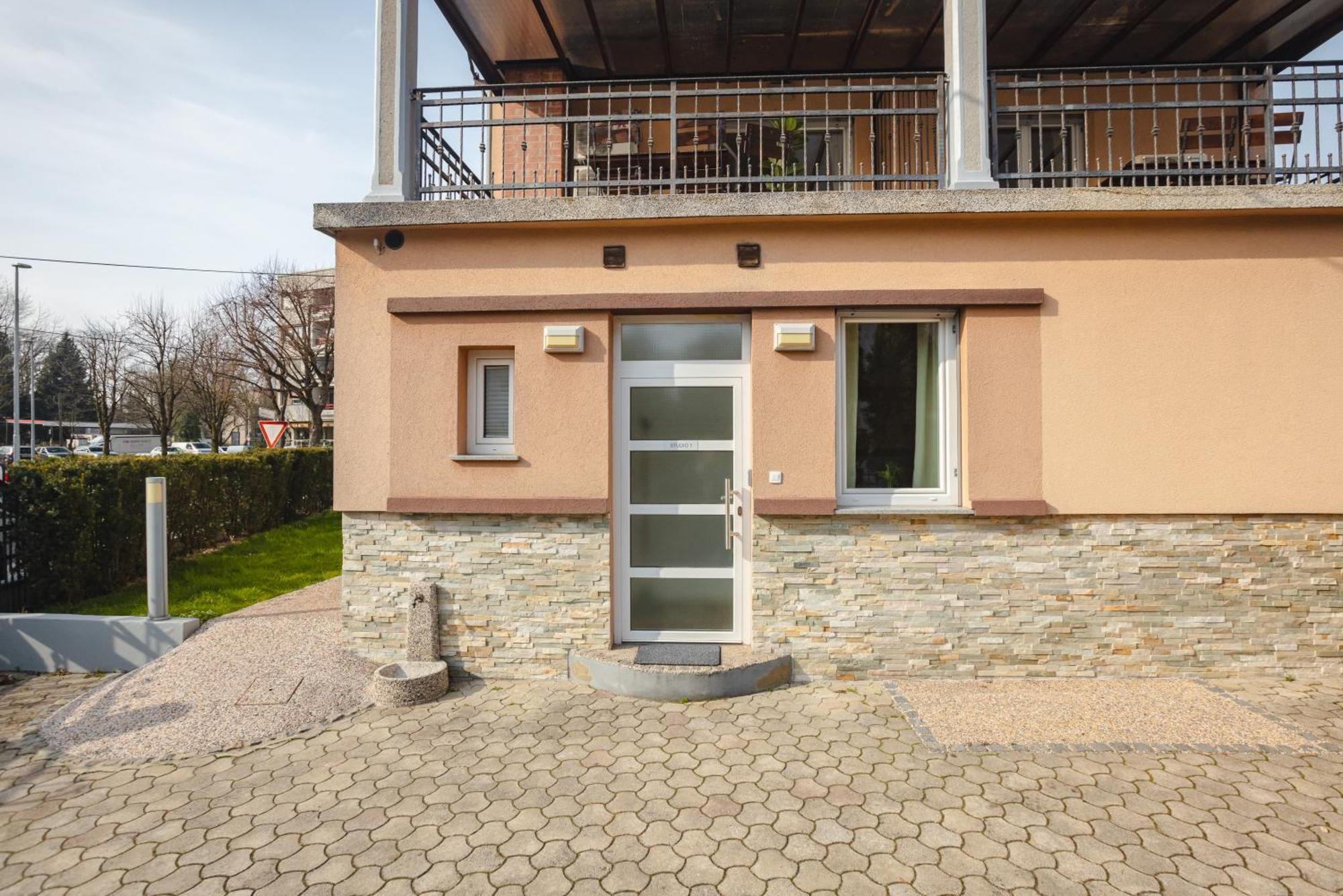 Vila Klara Apartments Ljubljana Exterior foto